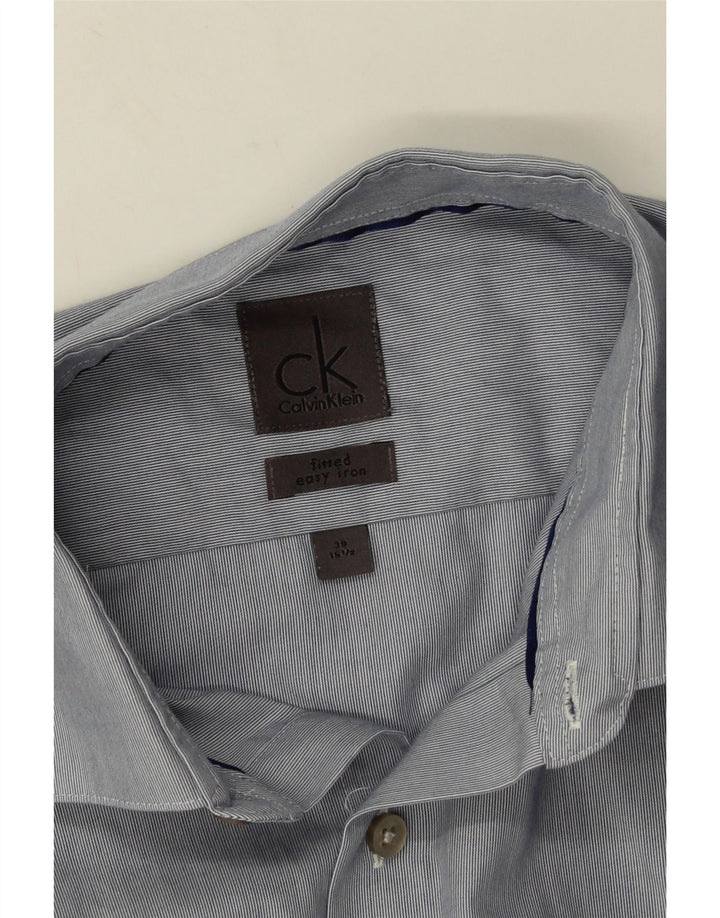 Calvin Klein Herre Tætsiddende Skjorte Størrelse 39 15 1/2 Medium Blå Tynd Stribet