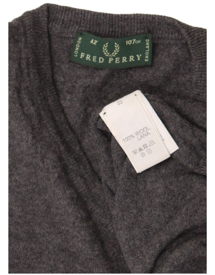 Fred Perry Herre V-hals sweater mellemgrå uld