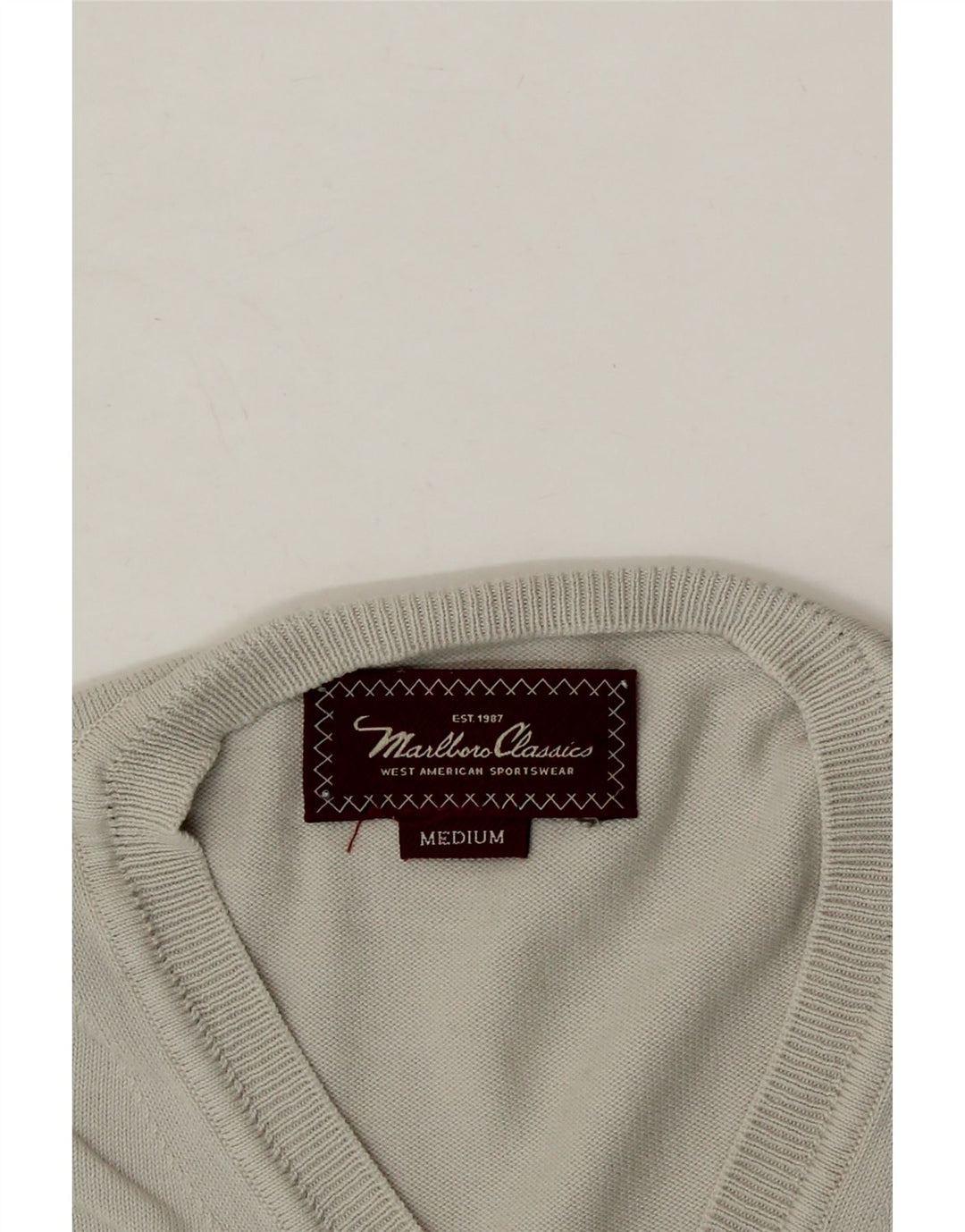 MARLBORO CLASSICS Mens V-Neck Jumper Sweater Medium Beige Cotton Vintage Marlboro Classics and Second-Hand Marlboro Classics from Messina Hembry 