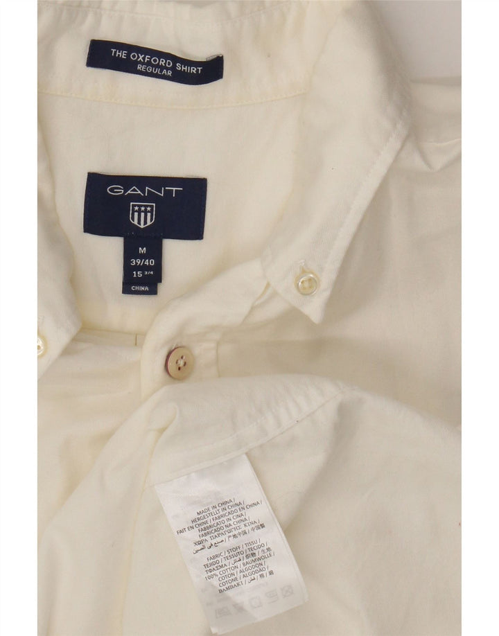 Gant Kortærmet Herreskjorte med normal pasform Størrelse 39/40 15 3/4 Medium Hvid