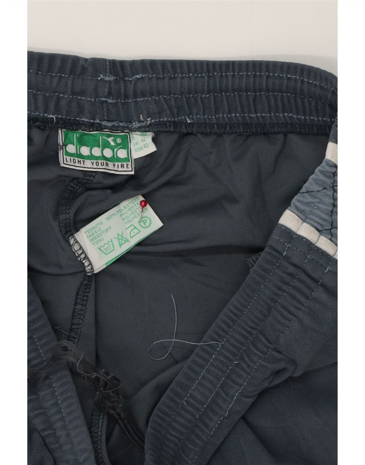 DIADORA Træningsdragtsbukser til mænd UK 42 Large Grå Colourblock Polyester