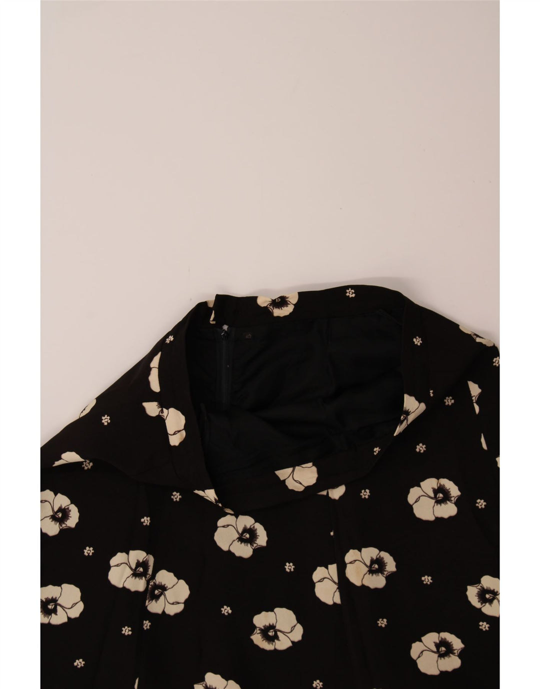 VINTAGE Womens A-Line Skirt IT 42 Medium W30  Black Floral Triacetate Vintage Vintage and Second-Hand Vintage from Messina Hembry 