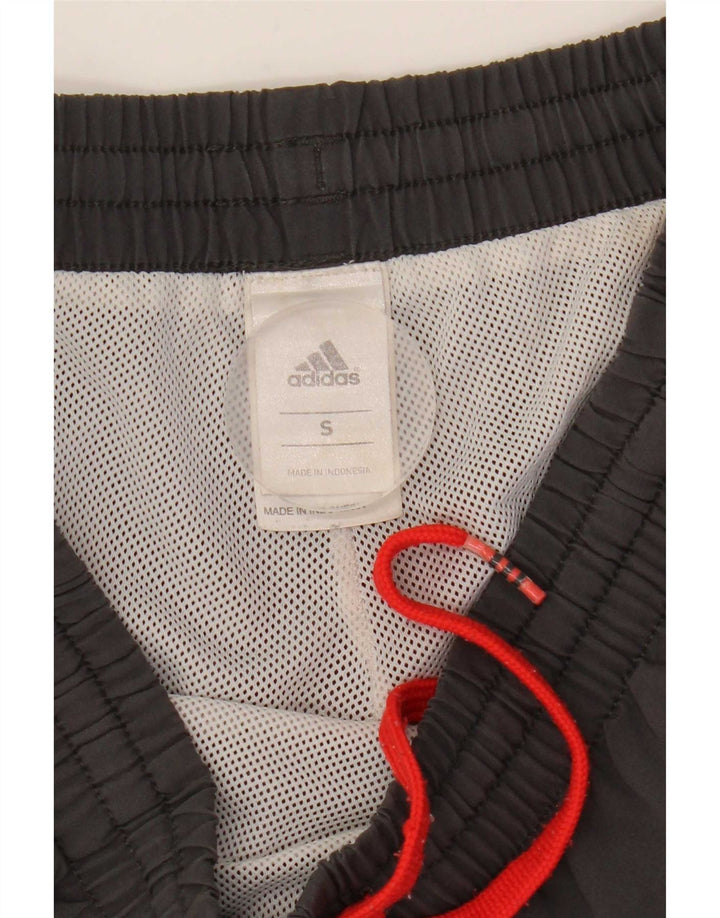 Adidas Herre Climalite grafiske sportsshorts Små grå polyester