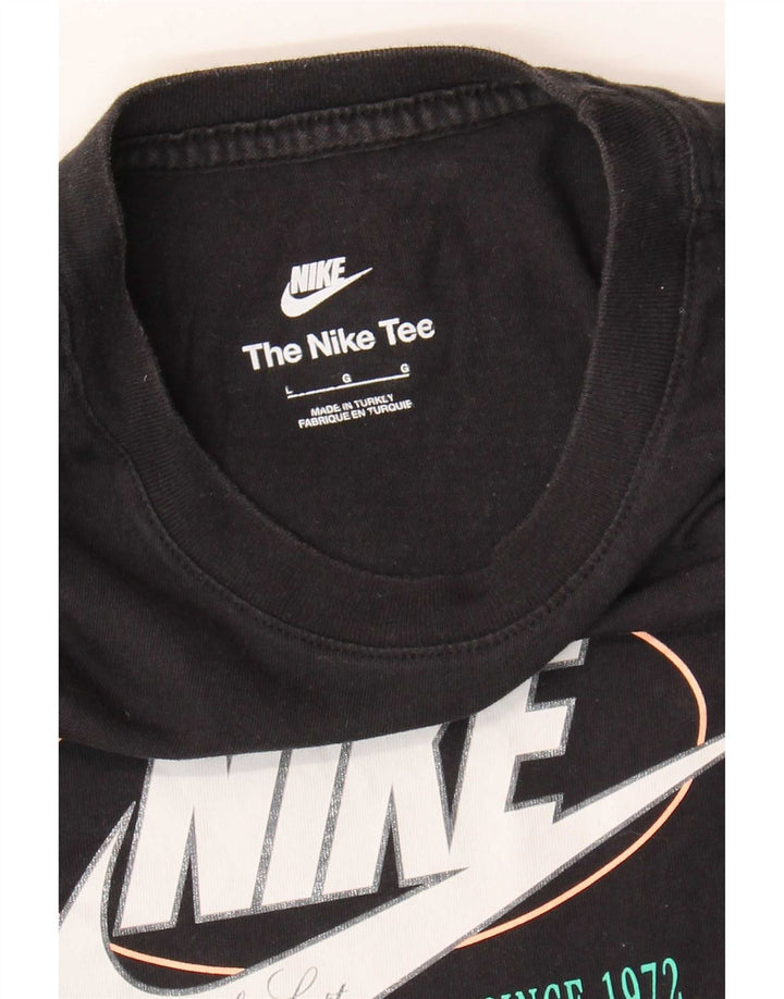 Nike Grafisk T-shirt top til kvinder DK 14 Stor Sort