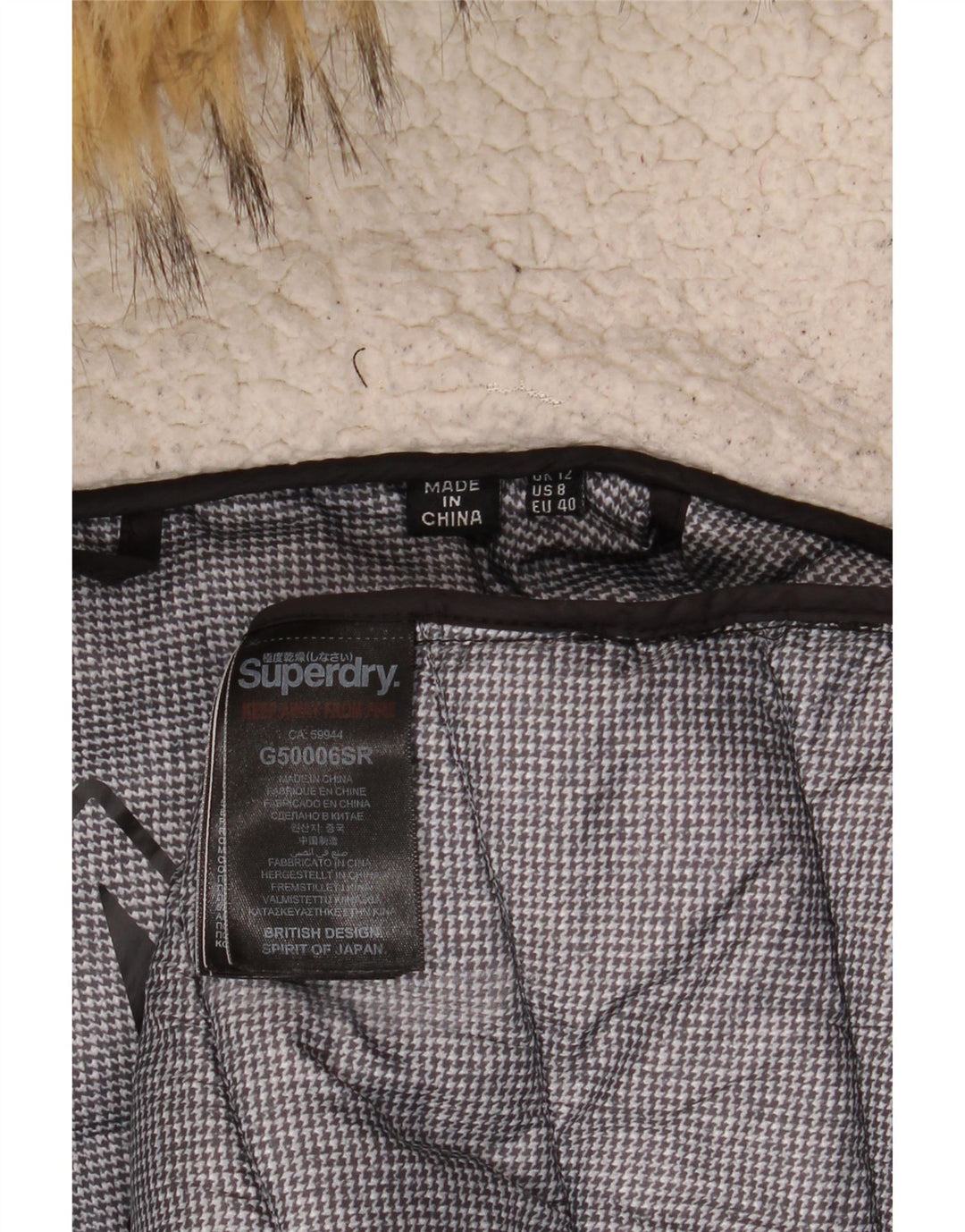 Superdry Polstret frakke med hætte til kvinder UK 12 Medium Black Nylon