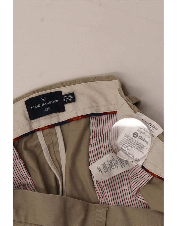 Marks & Spencer Herre Blue Harbor Pegged Chino Bukser W42 L29 Beige