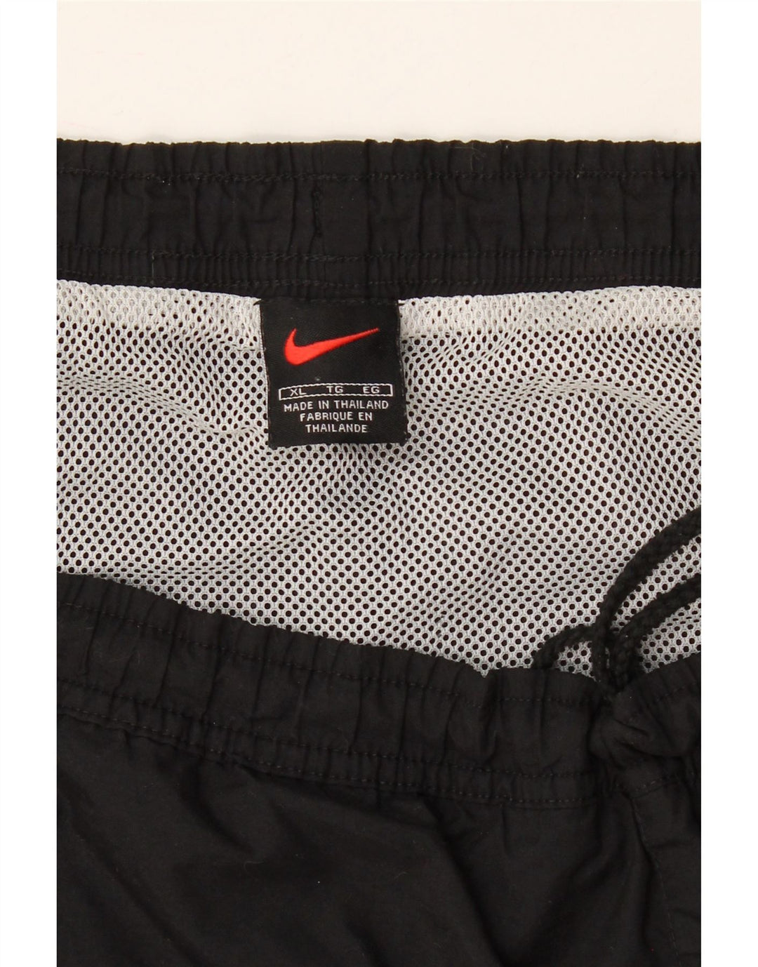 NIKE Mens Sport Shorts XL  Black Colourblock Polyester Vintage Nike and Second-Hand Nike from Messina Hembry 
