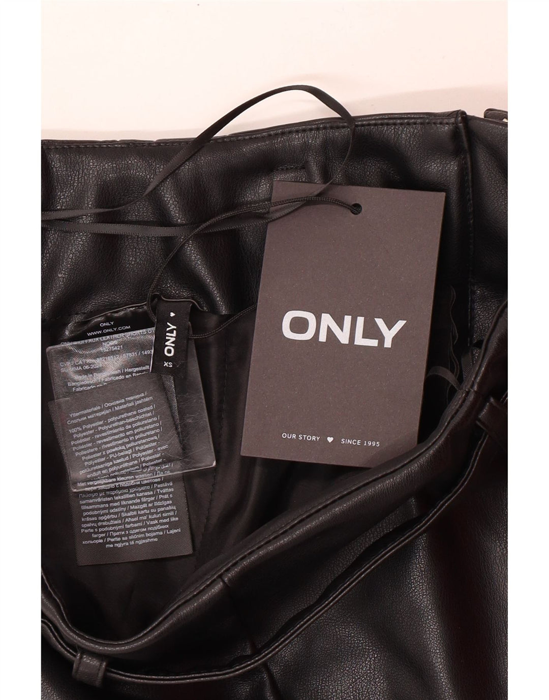 Kun kvinders imiteret lædershorts XS W25 sort polyester