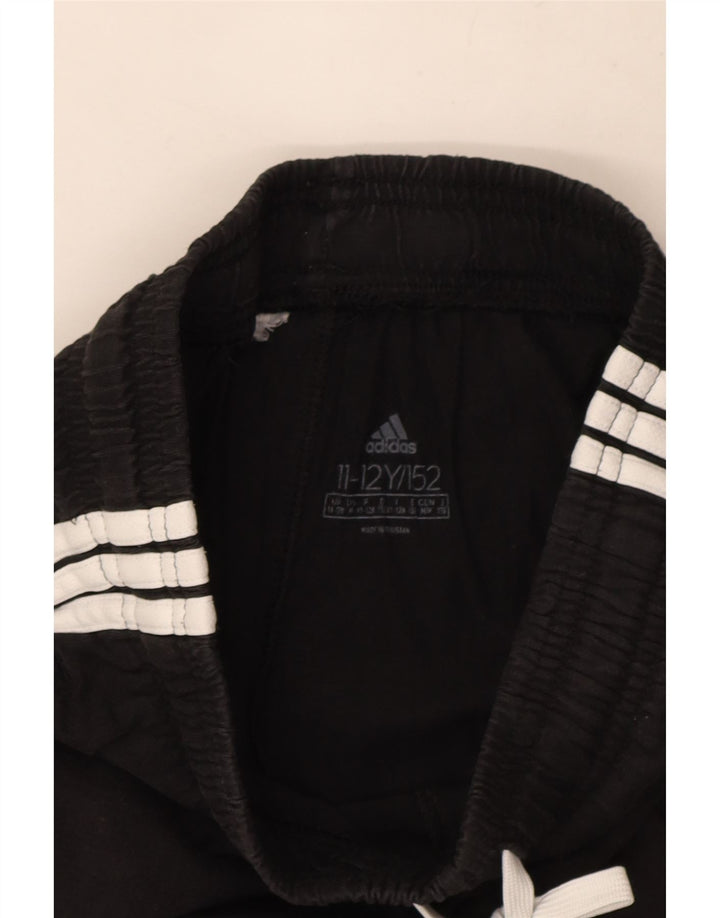 Adidas drenge sportsshorts 11-12 år sorte