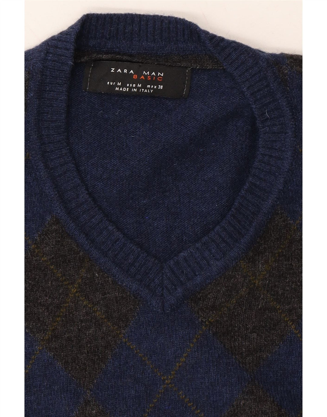 ZARA Mens V-Neck Jumper Sweater Medium Navy Blue Argyle/Diamond Wool Vintage Zara and Second-Hand Zara from Messina Hembry 