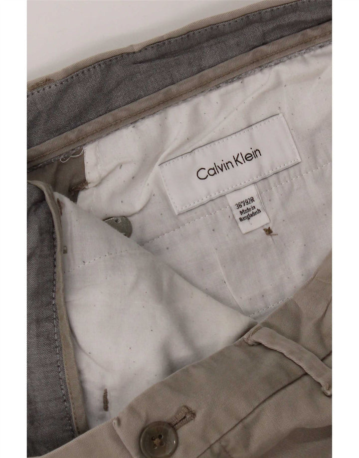 Calvin Klein Lige Chinobukser til mænd W36 L32 Grå