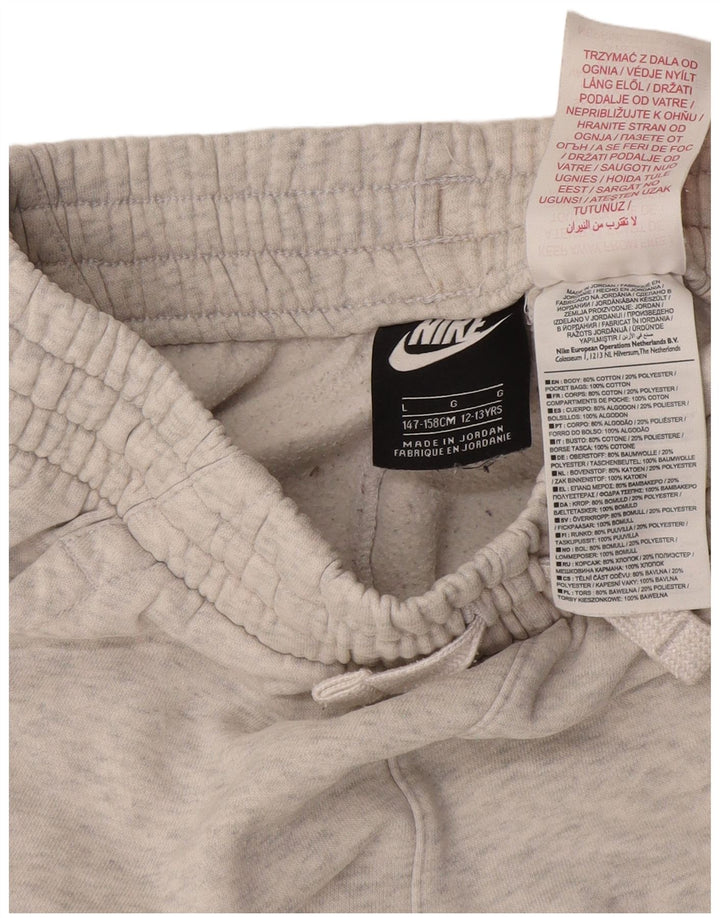 Nike drenge grafisk træningsdragt bukser joggere 12-13 år store grå flækkede