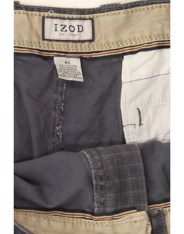 IZOD Mens Cargo Shorts W42 2XL Grey Check Cotton Vintage Izod and Second-Hand Izod from Messina Hembry 