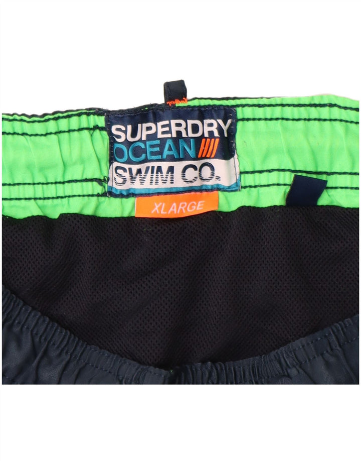 Superdry grafiske svømmeshorts til mænd XL marineblå camouflage polyester