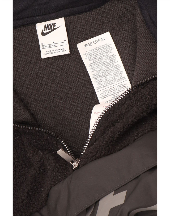 Nike Boys grafisk fleecetrøje med lynlåshals 10-11 år Medium Sort Polyester
