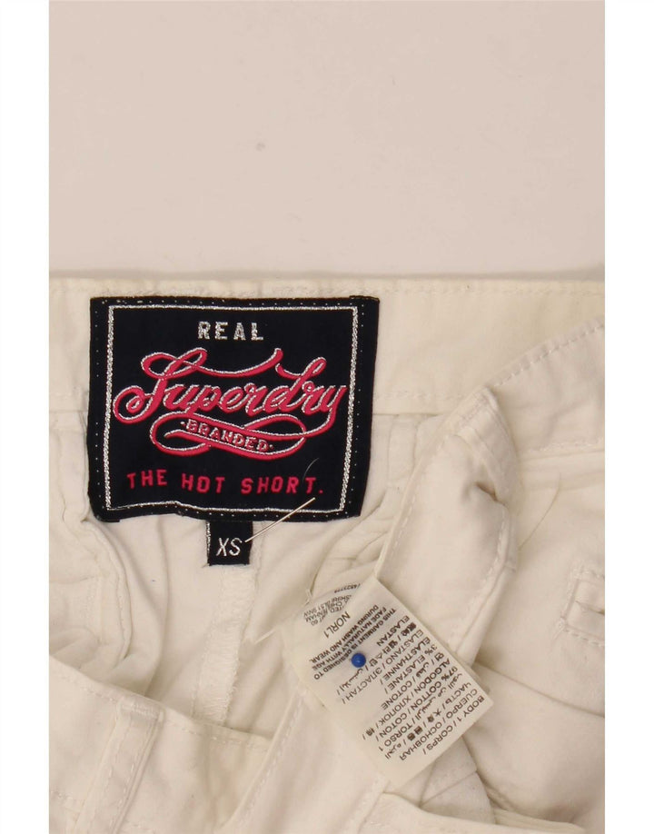 Superdry Hot Pants til kvinder XS W27 Hvid bomuld