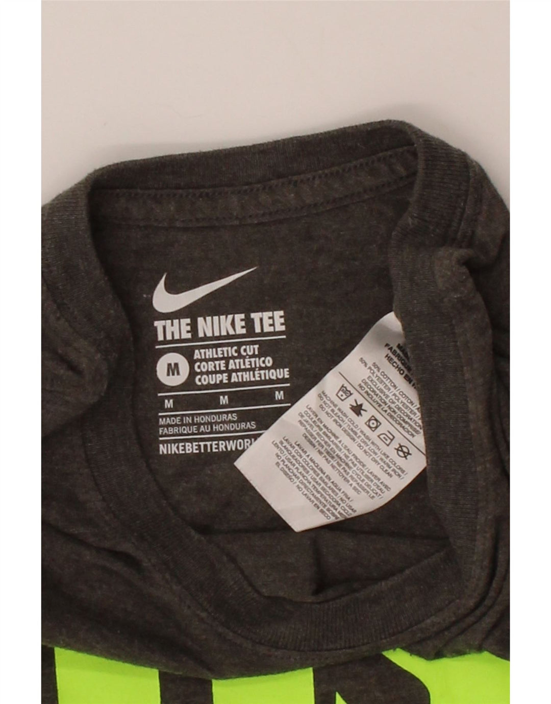 NIKE Mens Athletic Cut Graphic T-Shirt Top Medium Grey Cotton Vintage Nike and Second-Hand Nike from Messina Hembry 