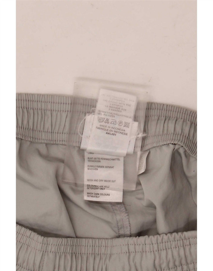 Adidas sportsshorts til kvinder UK 12 mellemgrå polyester