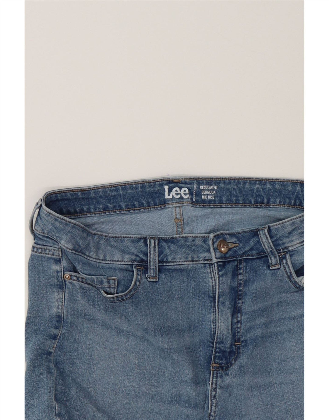 LEE Womens Bermuda Regular Fit Mid Rise Denim Shorts W34 Large  Blue Vintage Lee and Second-Hand Lee from Messina Hembry 