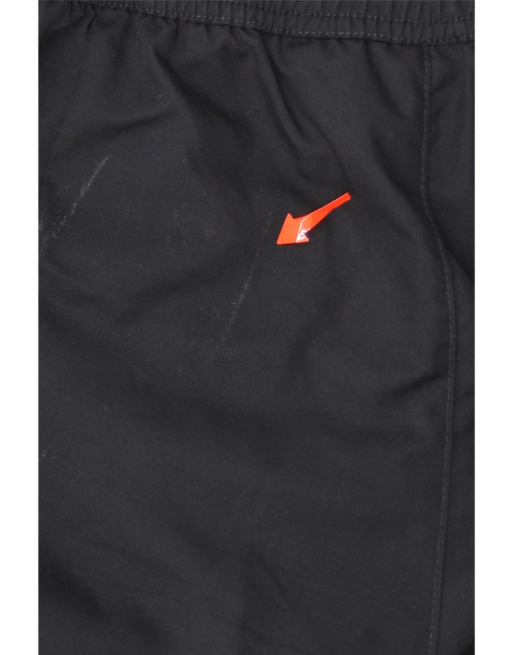 NIKE Mens Sport Shorts Large Navy Blue Vintage Nike and Second-Hand Nike from Messina Hembry 