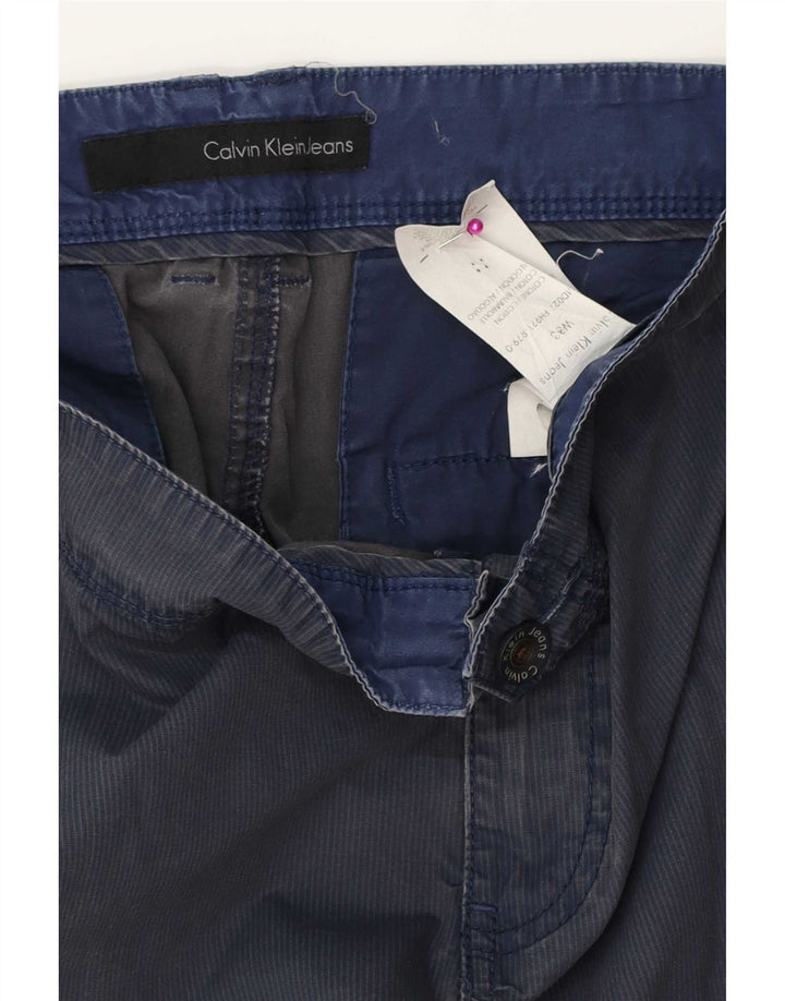 Calvin Klein Herre Cargo Shorts W33 Mellem marineblå nålestribet bomuld