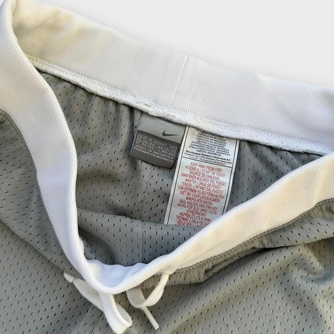 Y2K baggy Nike træningsbukser - dame medium (elastisk med snøre)