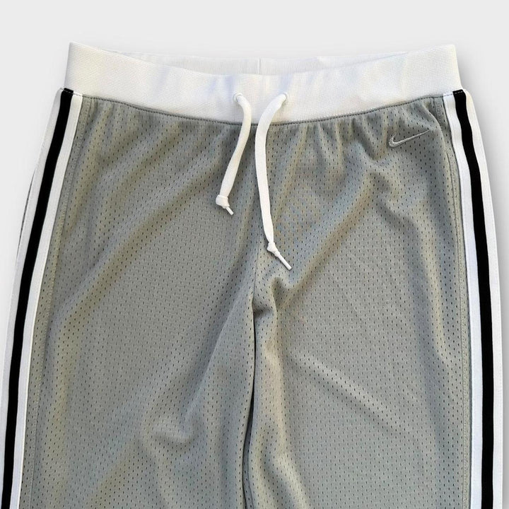 Y2K baggy Nike træningsbukser - dame medium (elastisk med snøre)