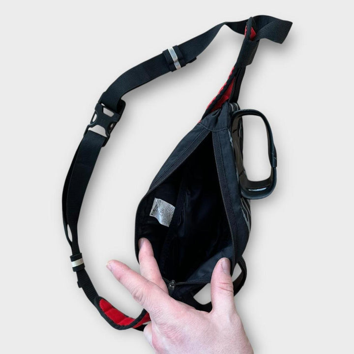 Y2K Nike teknisk sidetaske