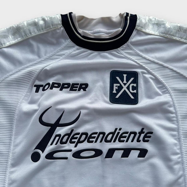 Vintage Independiente football shirt - large