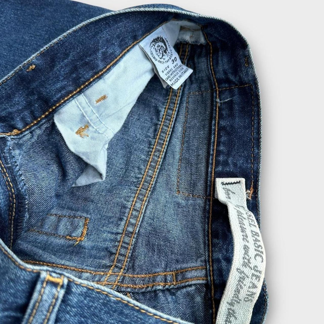 Diesel flared jeans - talje 30 tommer