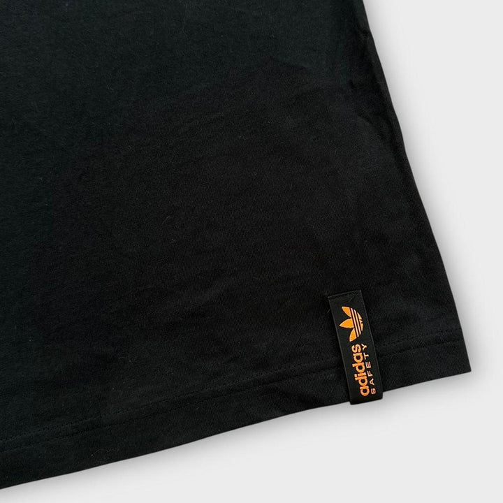 Vintage Adidas safety spell out-t-shirt - XL