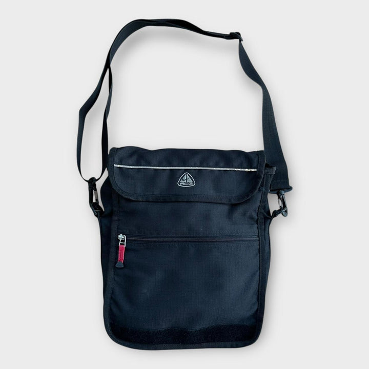 Y2K Nike ACG sidetaske - one size