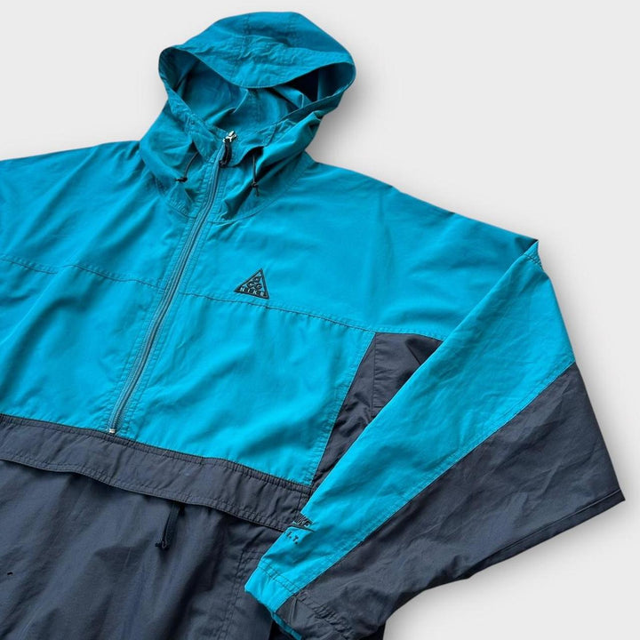 Nike ACG pakbar jakke - medium (passer som en stor)