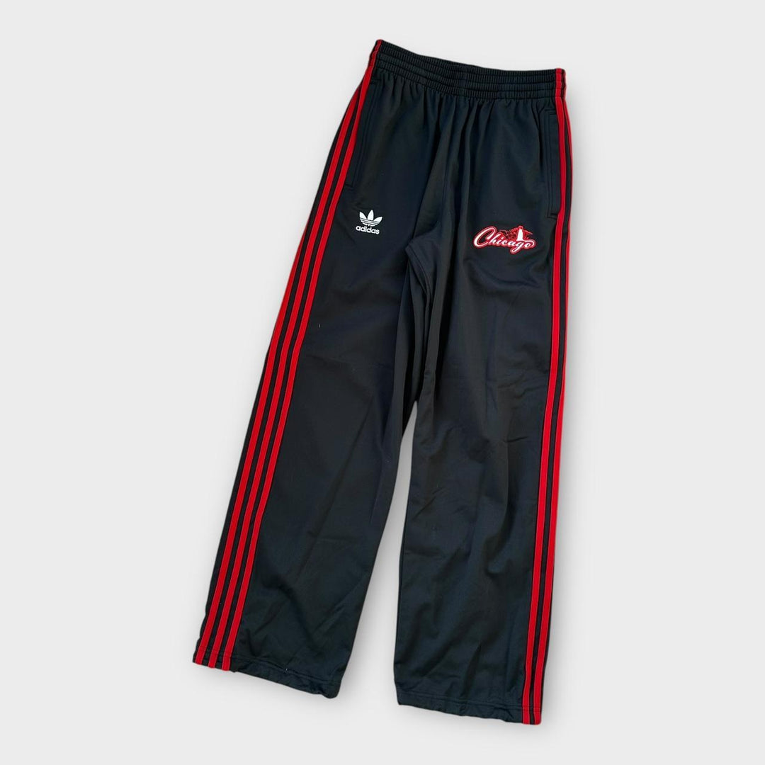Baggy Adidas joggers - små (elastisk med snøre)
