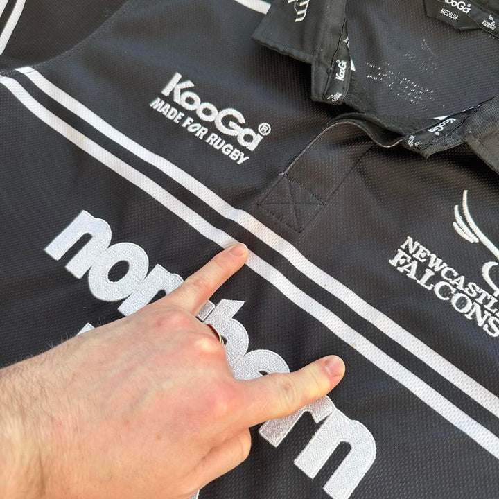 Newcastle Falcons rugby top - medium