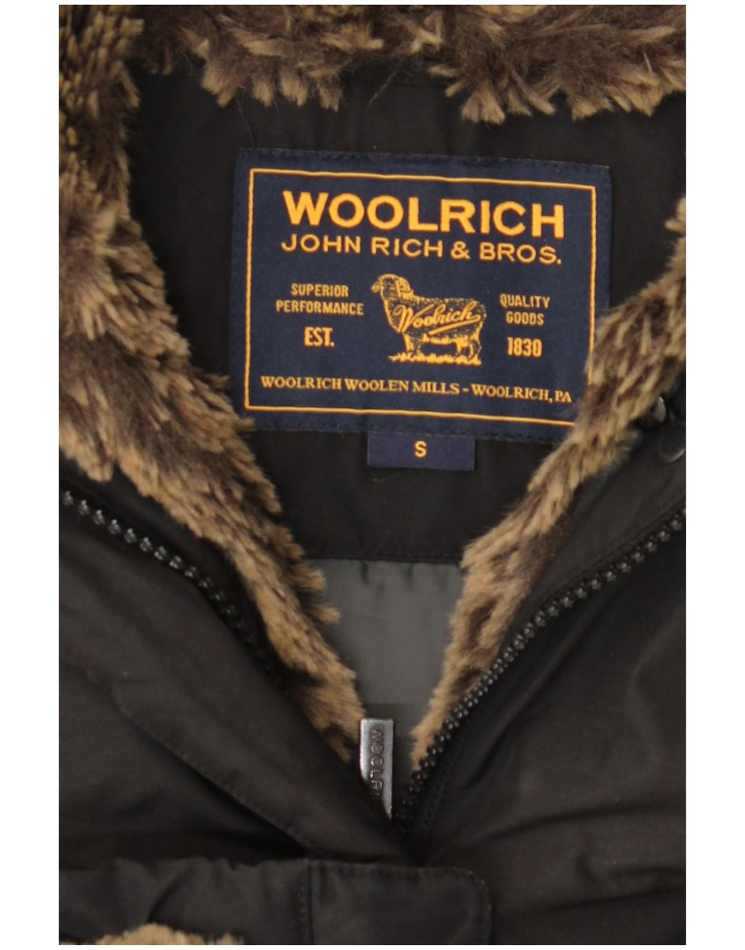 Woolrich Polstret frakke med hætte til kvinder UK 10 Lille sort polyester