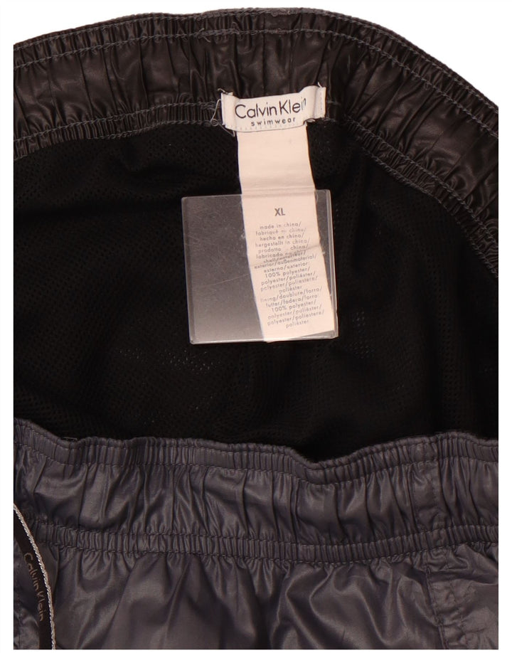 CALVIN KLEIN Herre grafiske svømmeshorts XL Grå polyester