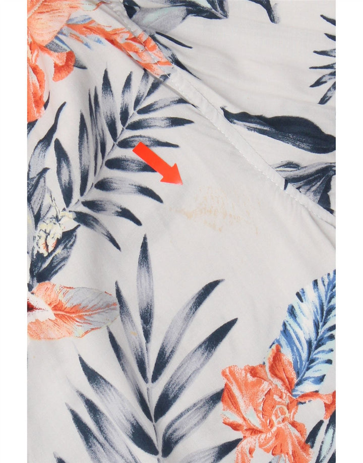 PULL & BEAR Mens Short Sleeve Shirt Medium White Floral Viscose Vintage Pull & Bear and Second-Hand Pull & Bear from Messina Hembry 