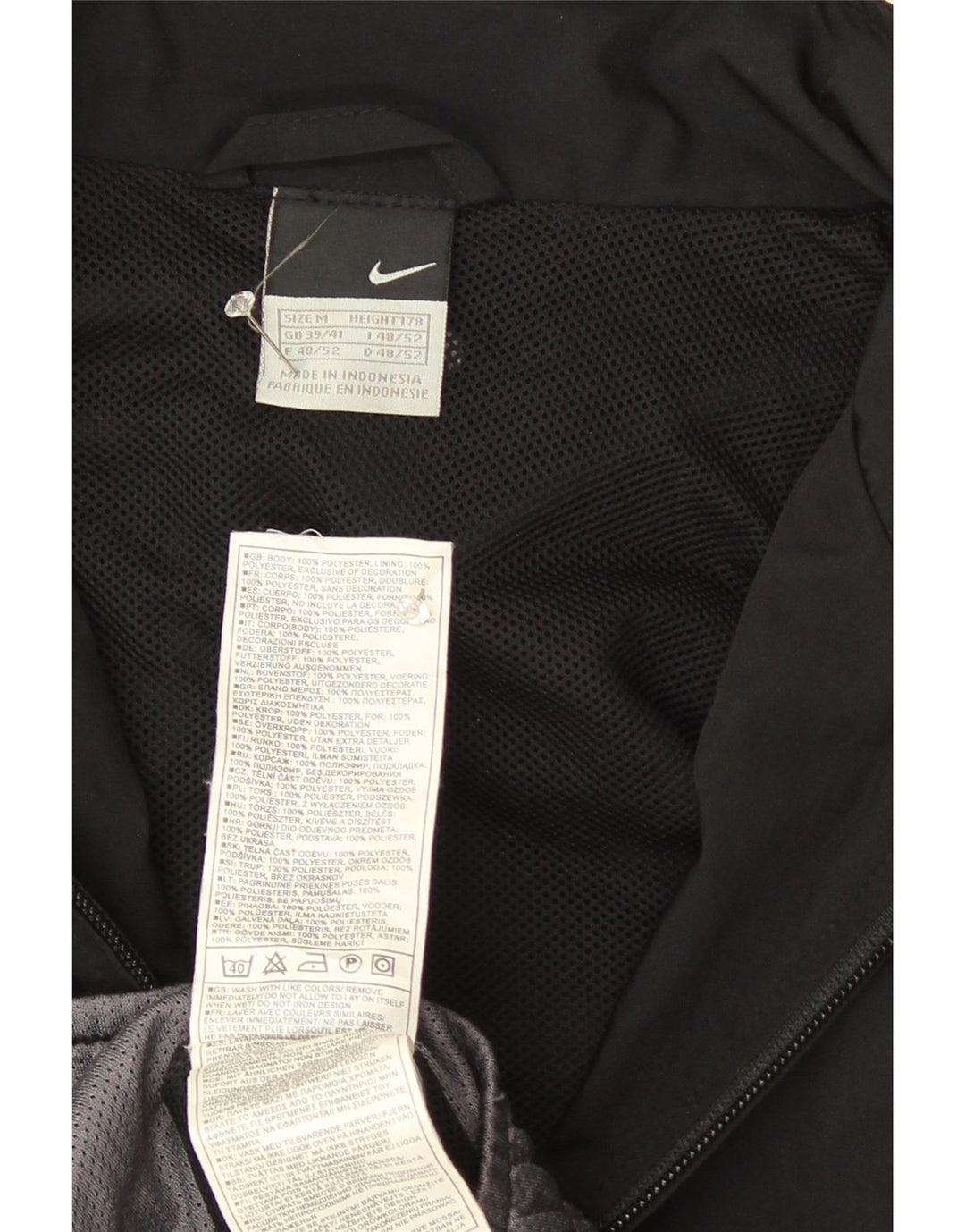 Nike Træningsdragt til mænd Topjakke UK 39/41 Medium Sort Colourblock Sports