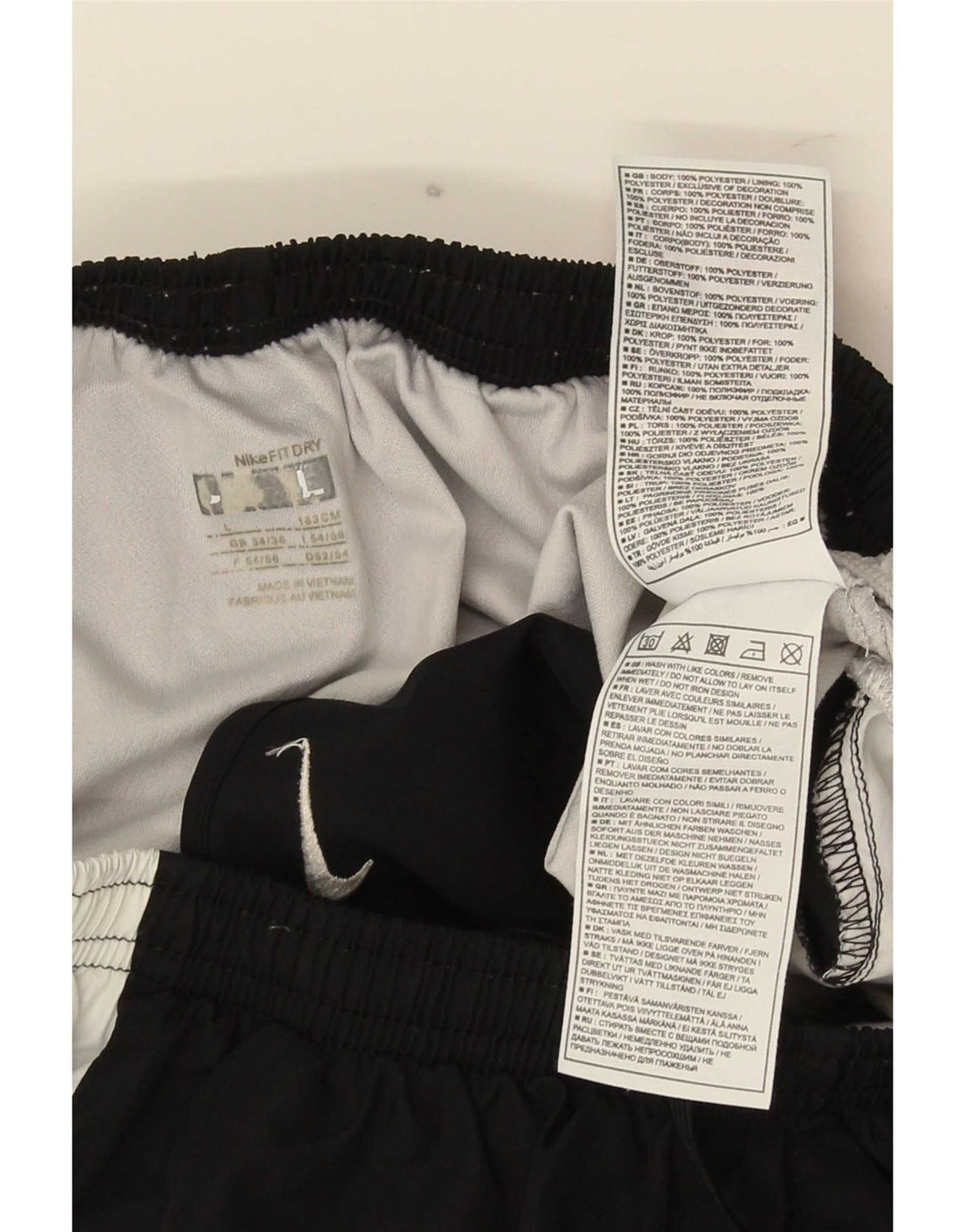 Nike Sportsshorts til mænd Large Black Colourblock Polyester