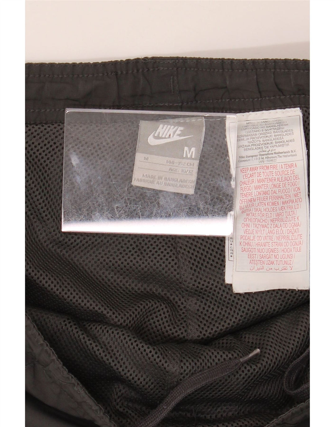 NIKE Boys Graphic Sport Shorts 10-11 Years Medium Grey Polyester Vintage Nike and Second-Hand Nike from Messina Hembry 