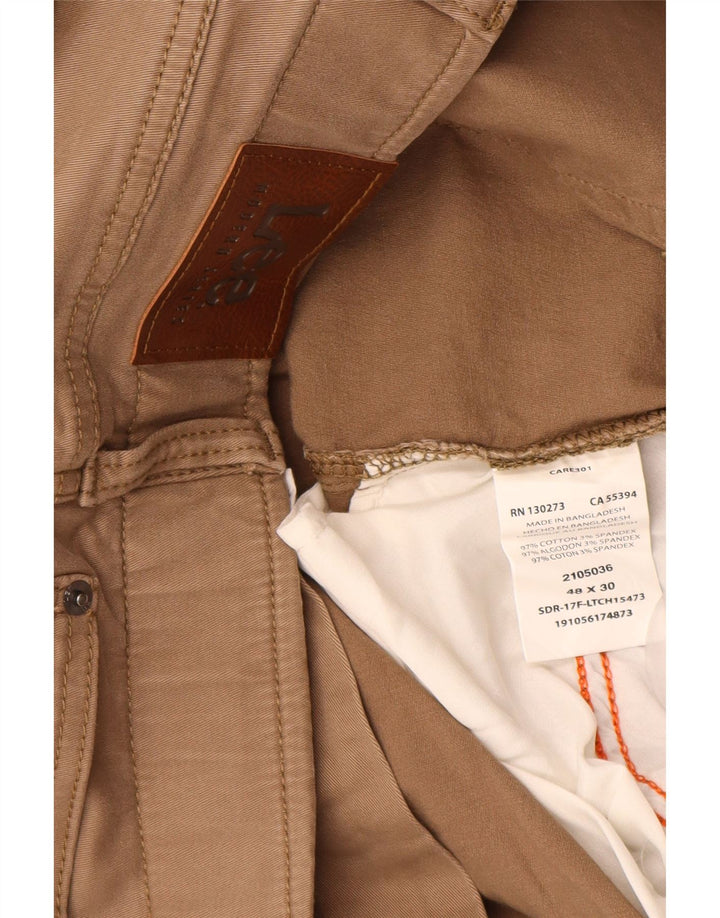 LEE Mens Extreme Motion Lige tilspidsede Casual Bukser W48 L30 Beige