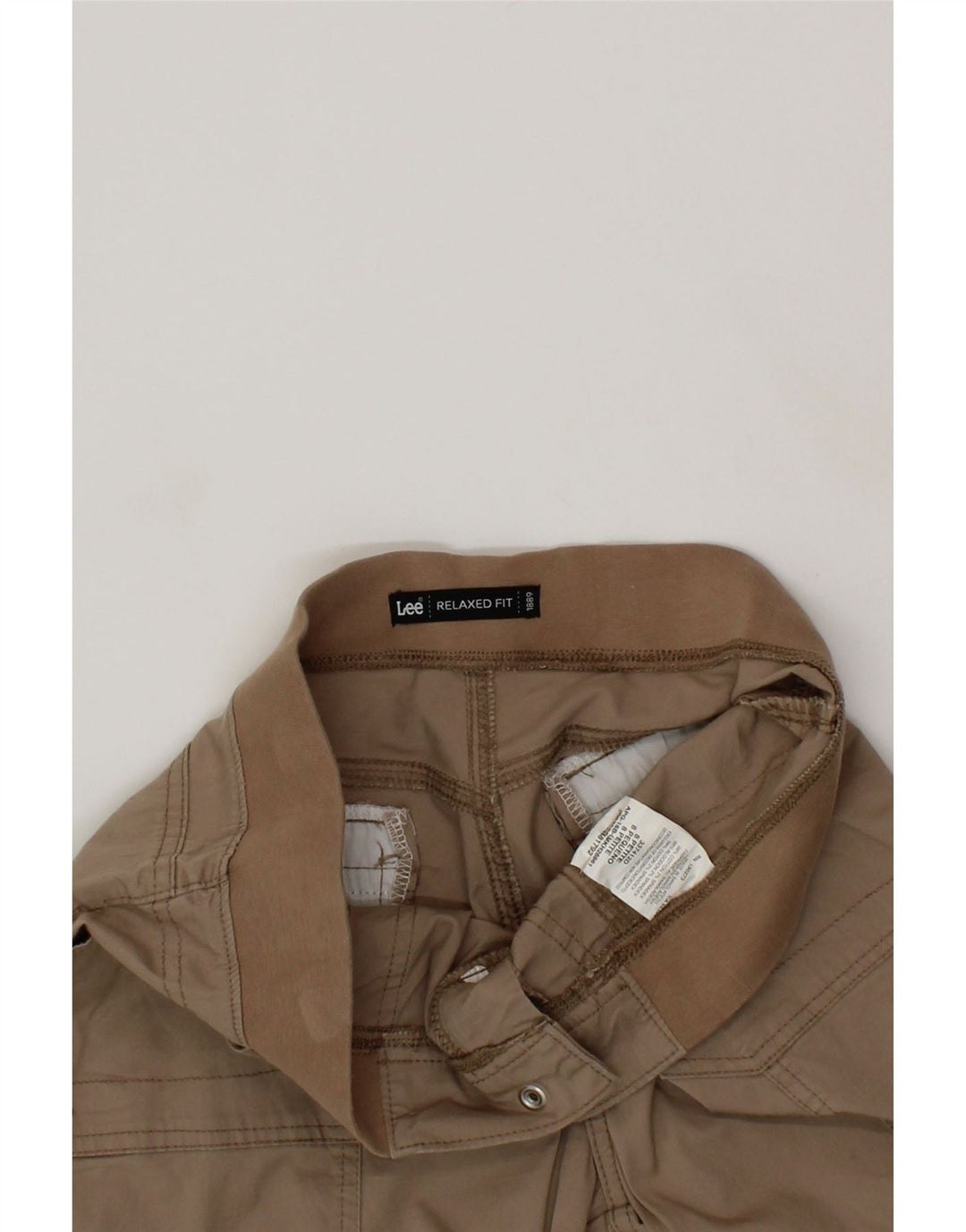 LEE Womens Relaxed Fit Bermuda Cargo Shorts US 8 Medium W30 Beige Cotton Vintage Lee and Second-Hand Lee from Messina Hembry 