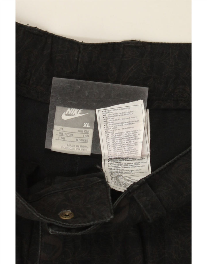 NIKE Cargo Shorts til mænd XL W38 Sort blomstret bomuld