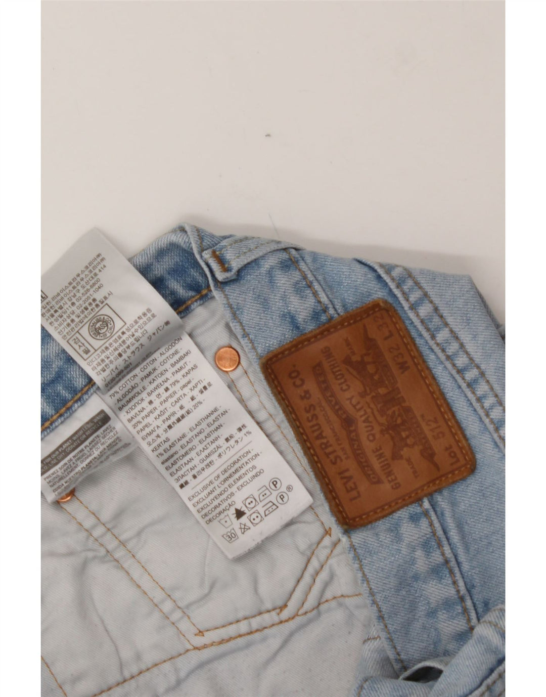 LEVI'S Womens 512 Slim Tapered Jeans W32 L32 Blue Cotton Vintage Levi's and Second-Hand Levi's from Messina Hembry 