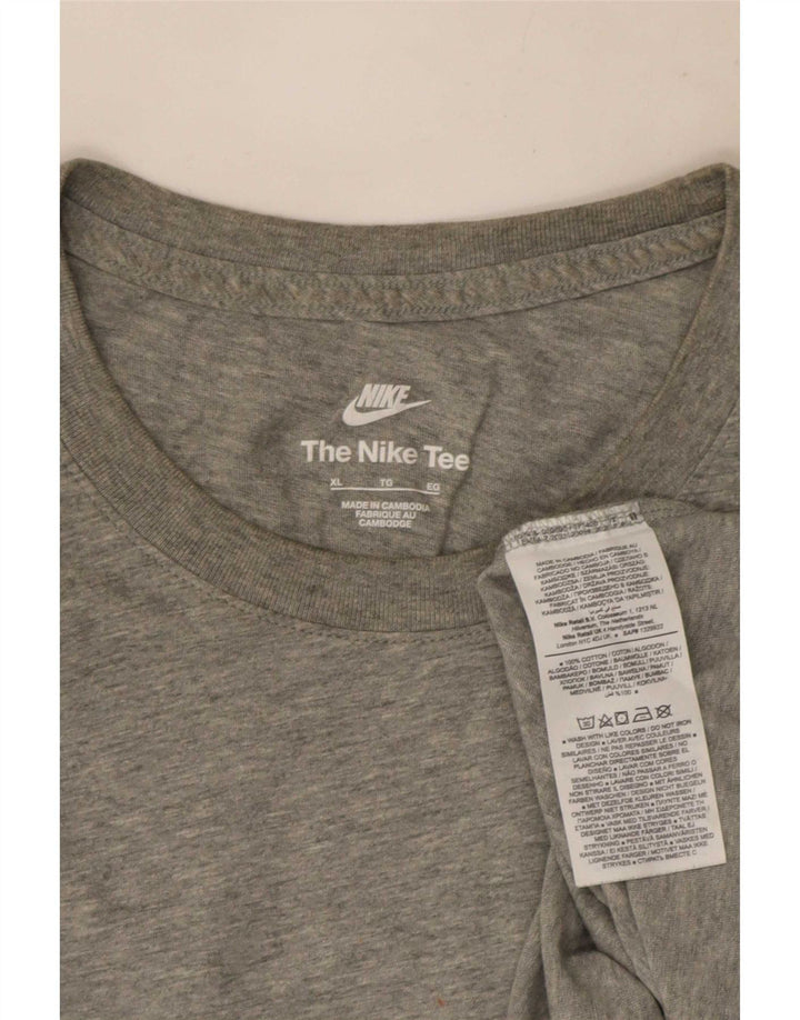 Nike T-shirt top til mænd XL Grå bomuld