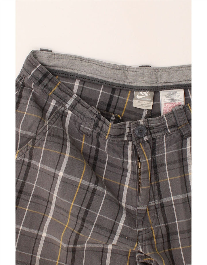 NIKE Mens Chino Shorts W30 Medium Grey Check Cotton Vintage Nike and Second-Hand Nike from Messina Hembry 