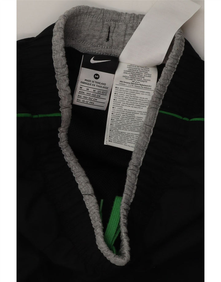 Nike drenge grafisk træningsdragt bukser 10-11 år medium sort polyester