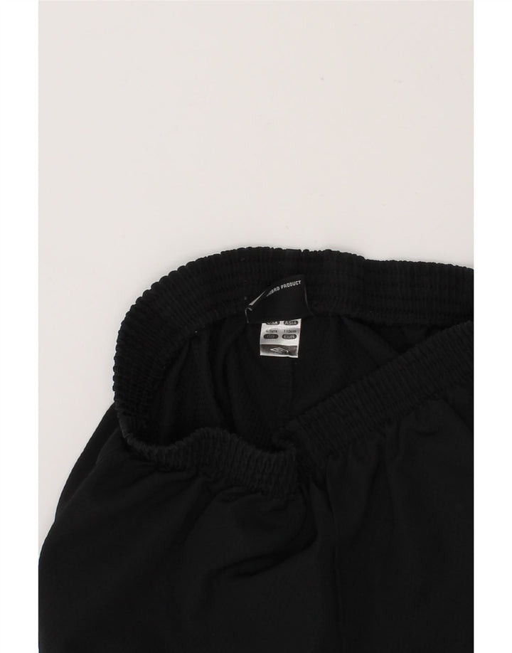 UMBRO Boys Sport Shorts 4-5 Years Black Colourblock Polyester Vintage Umbro and Second-Hand Umbro from Messina Hembry 