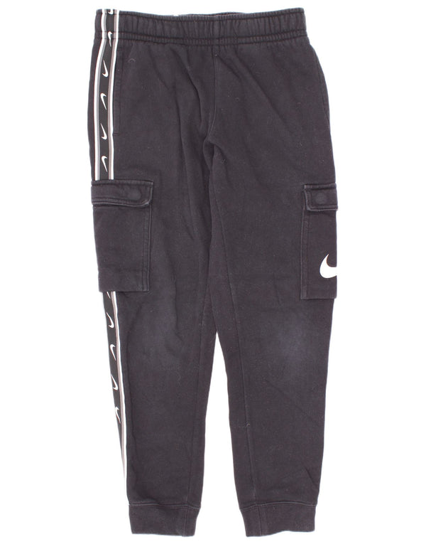 Nike Boys Graphic Cargo træningsdragt Bukser Joggers 8-9 år Small Black